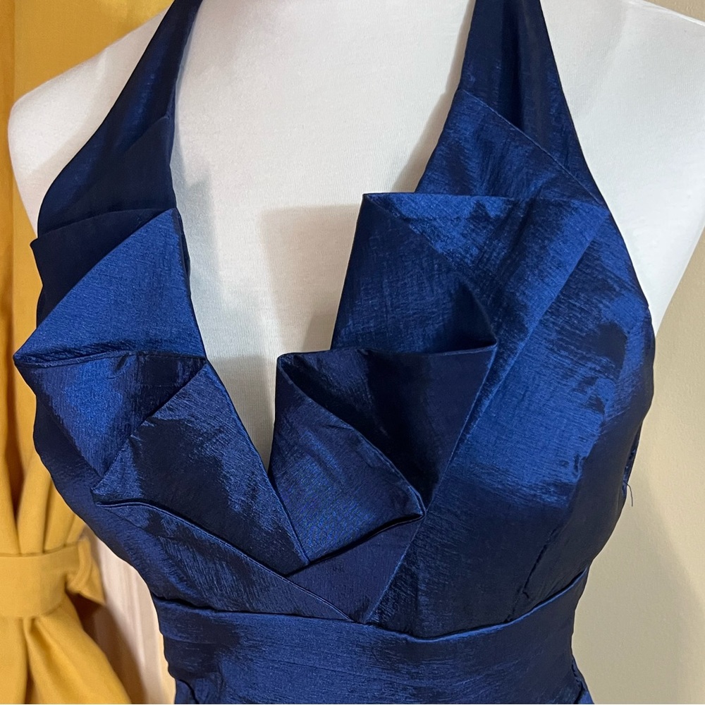 Stunning Blue Taffeta Party Dress - Picture 7 of 13